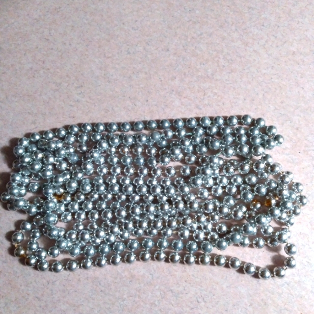 Silver bead accents for Christmas